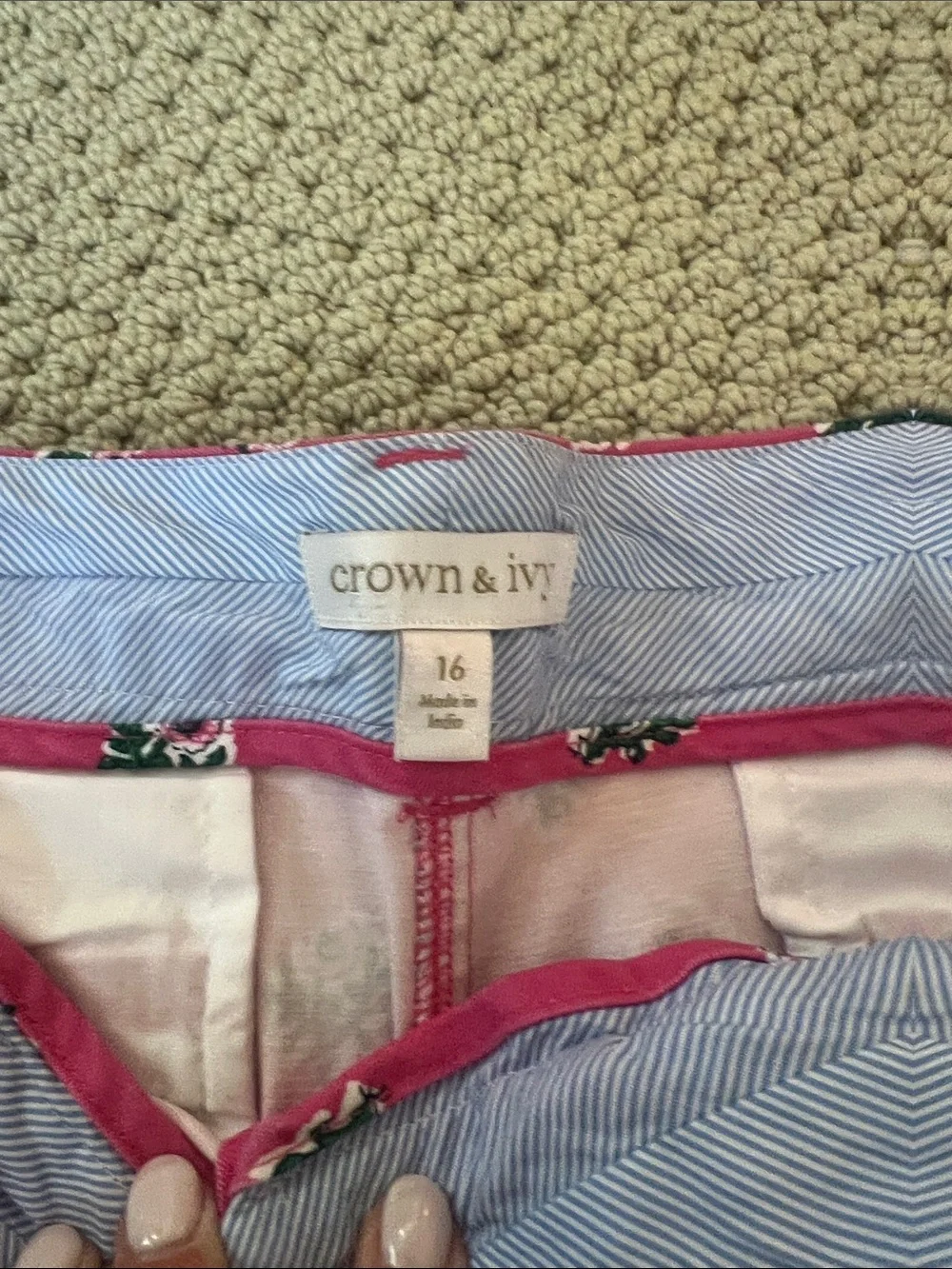 crown & ivy Hot Pink Floral Print Women’s Shorts